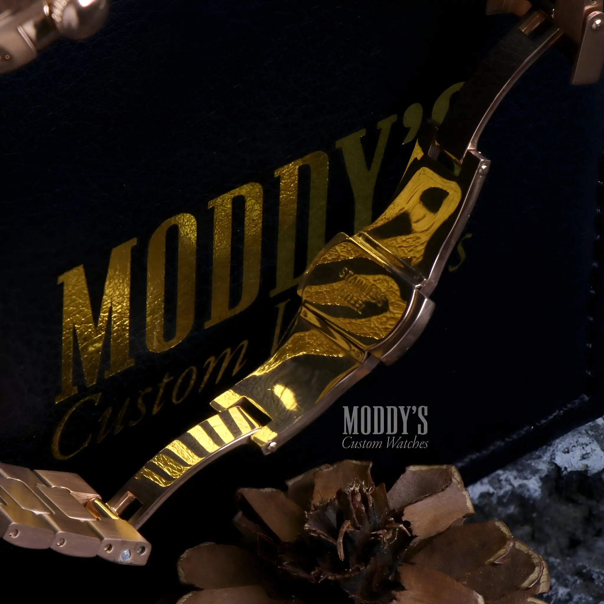 Nautiko | Rose Gold Chocolate Open Heart - Image 14