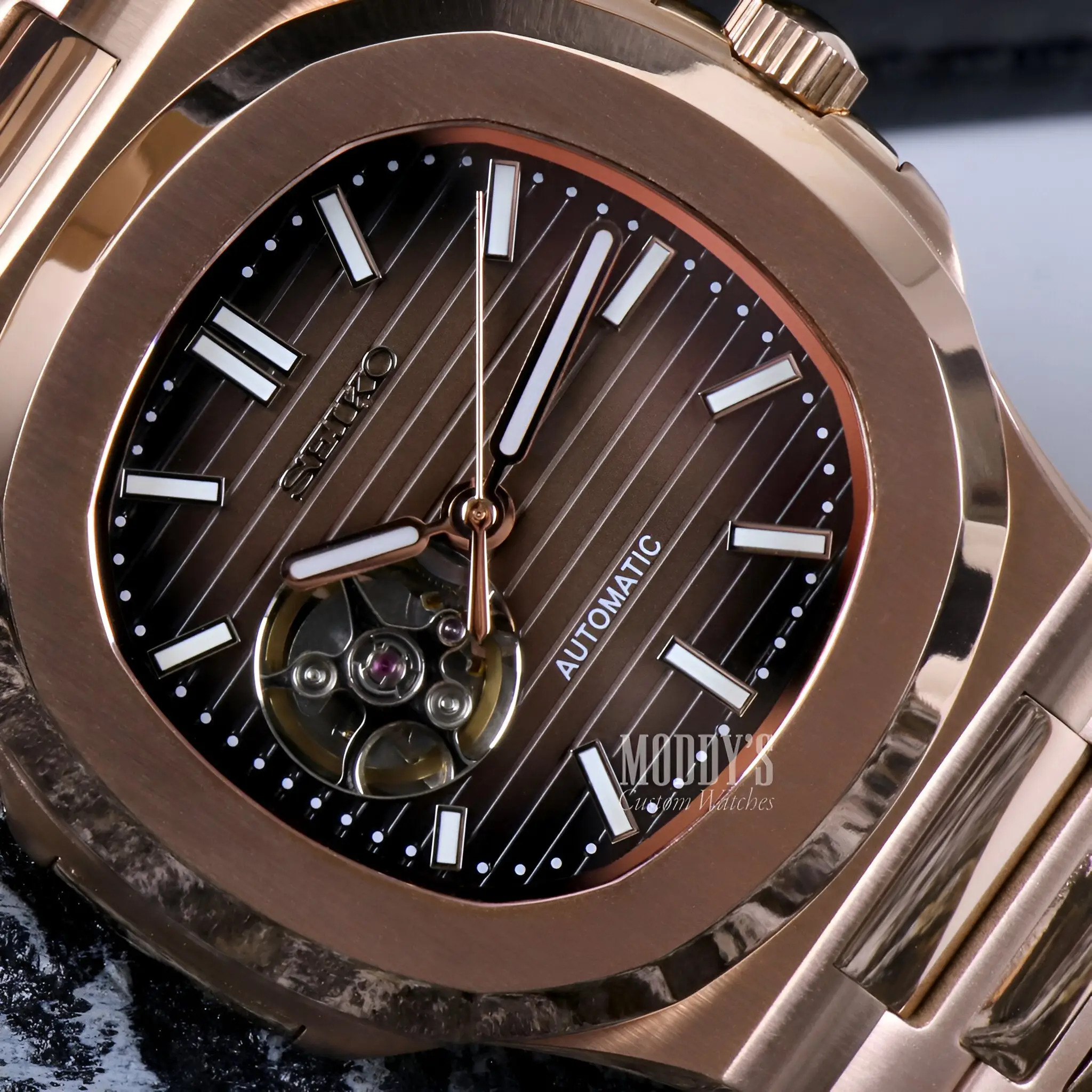 Nautiko | Rose Gold Chocolate Open Heart - Image 6