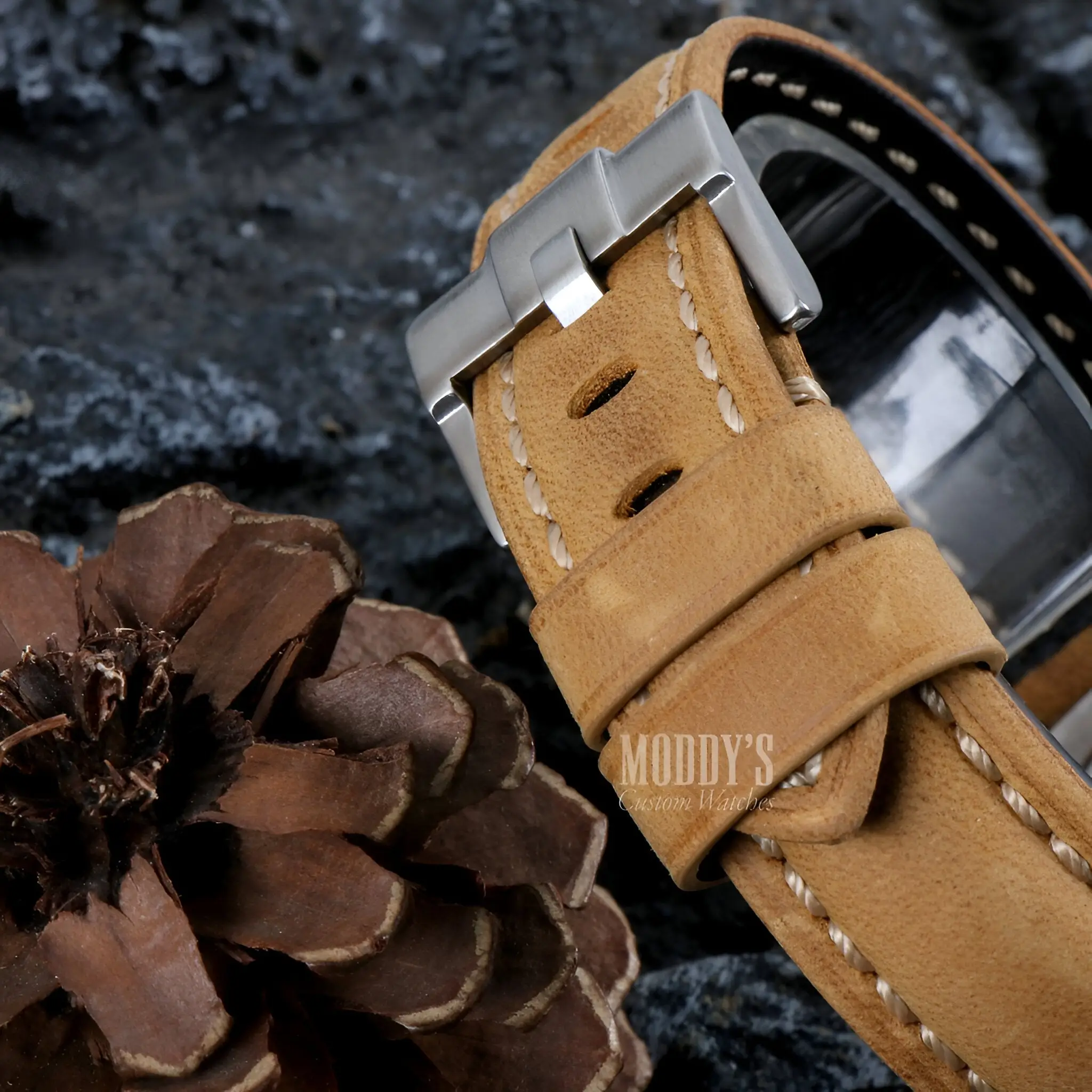 Paneiko | Sand Leather - Image 5