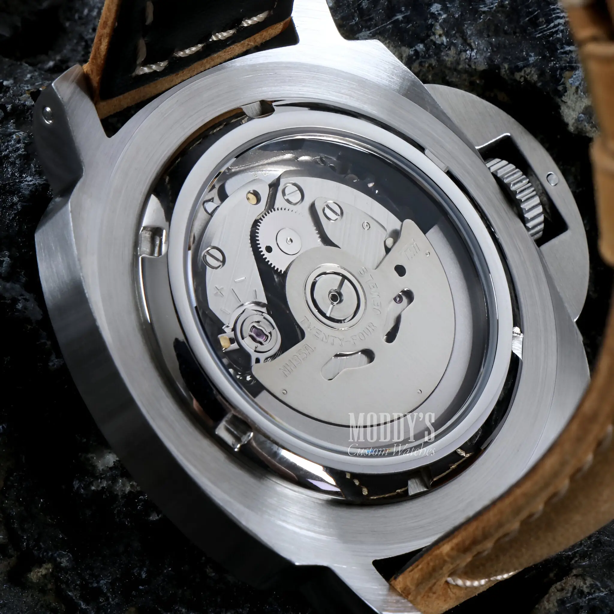 Paneiko | Sand Leather - Image 9