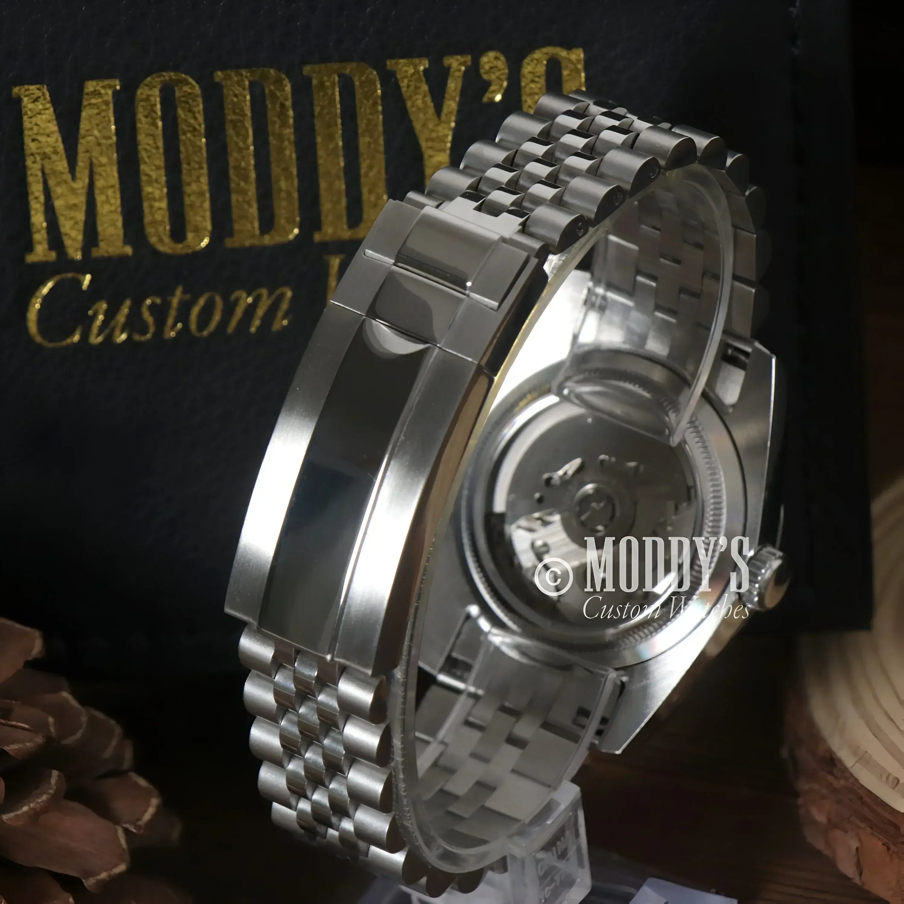 Seikojust | White Arabic Textured - Image 12