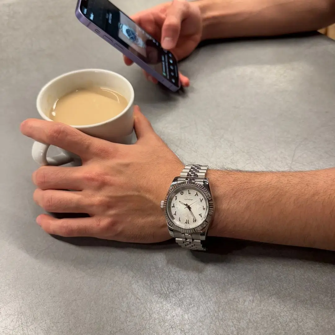 Seikojust | White Arabic Textured - Image 4