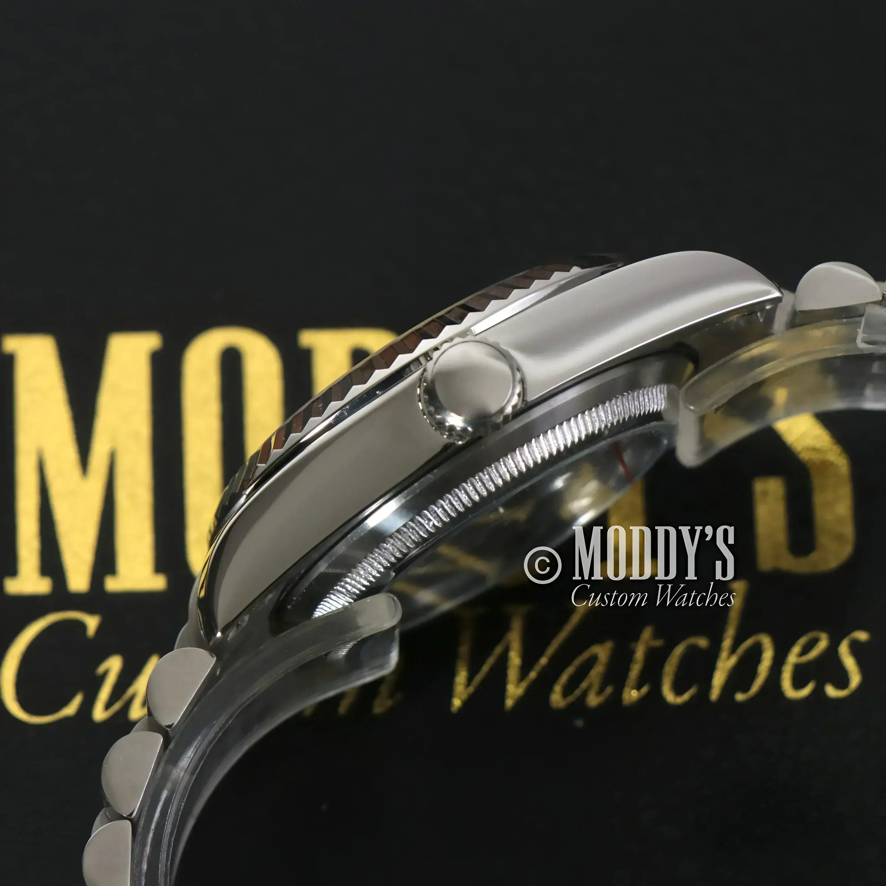 Seikojust | White Arabic Textured - Image 7