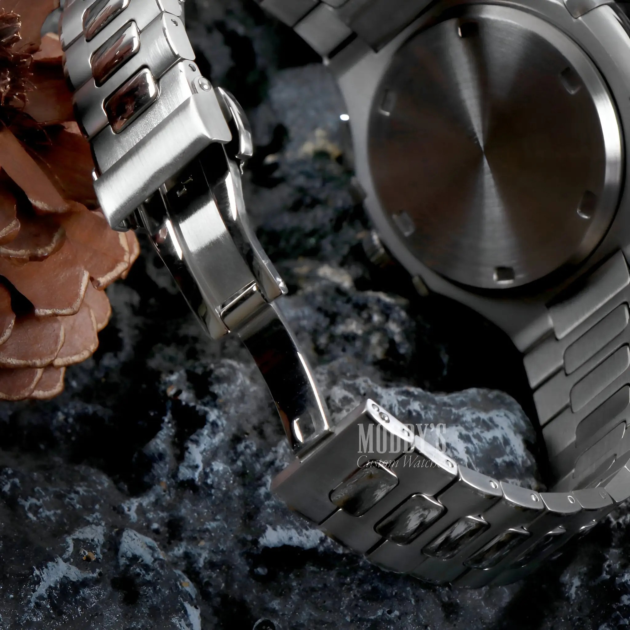 Nautiko | Black - Image 13