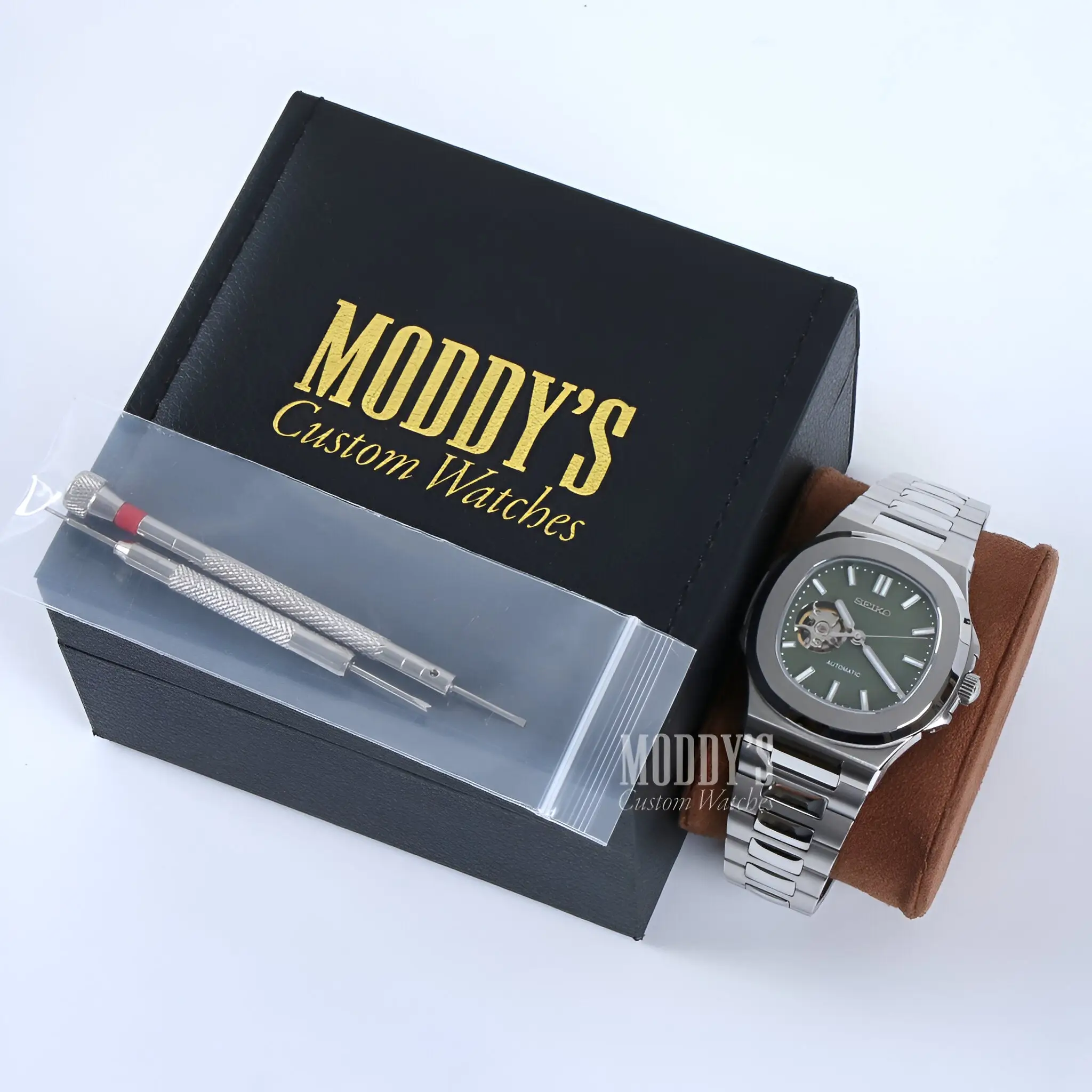 Nautiko |  Olive Green Open Movement - Image 13