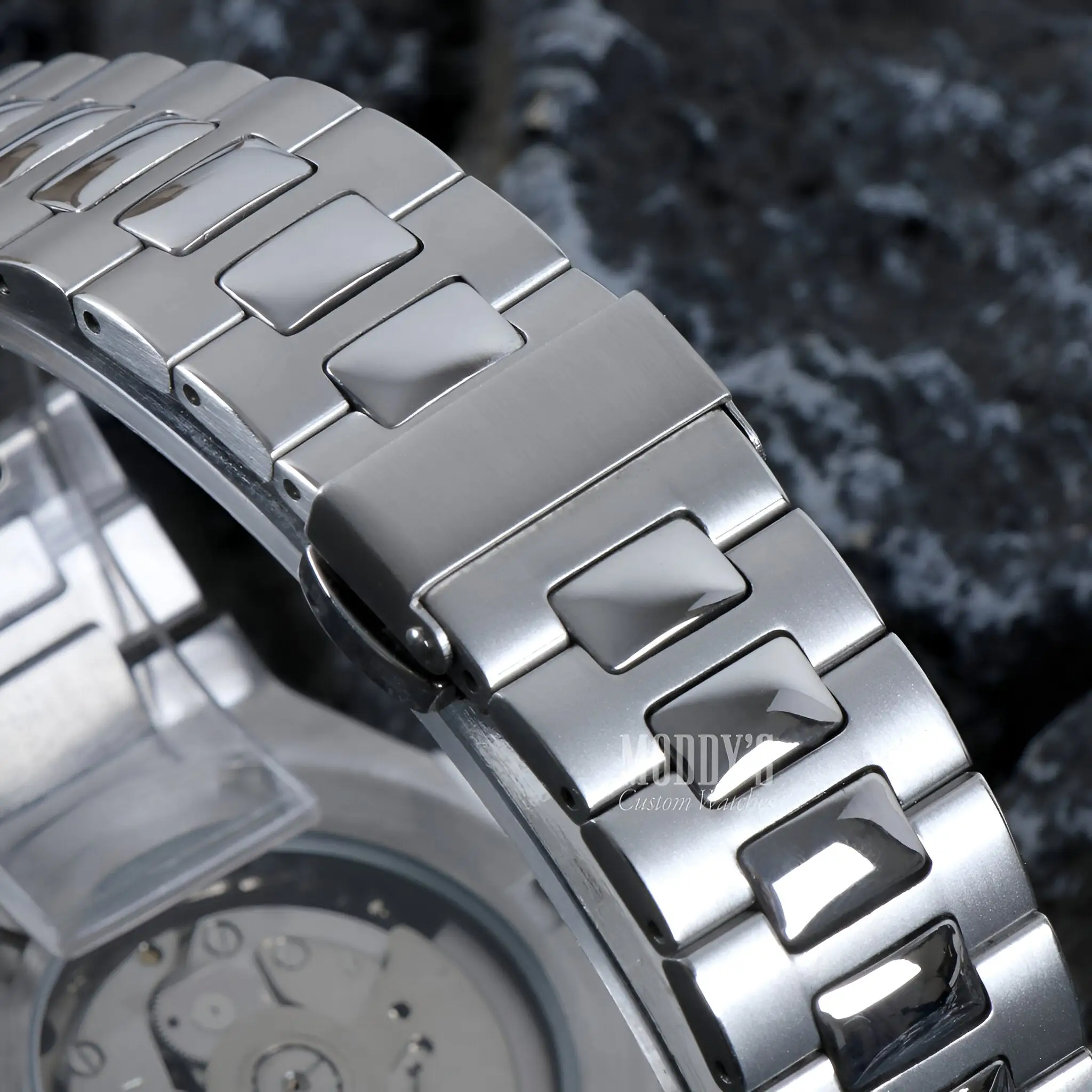 Nautiko | Metallic Green - Image 9