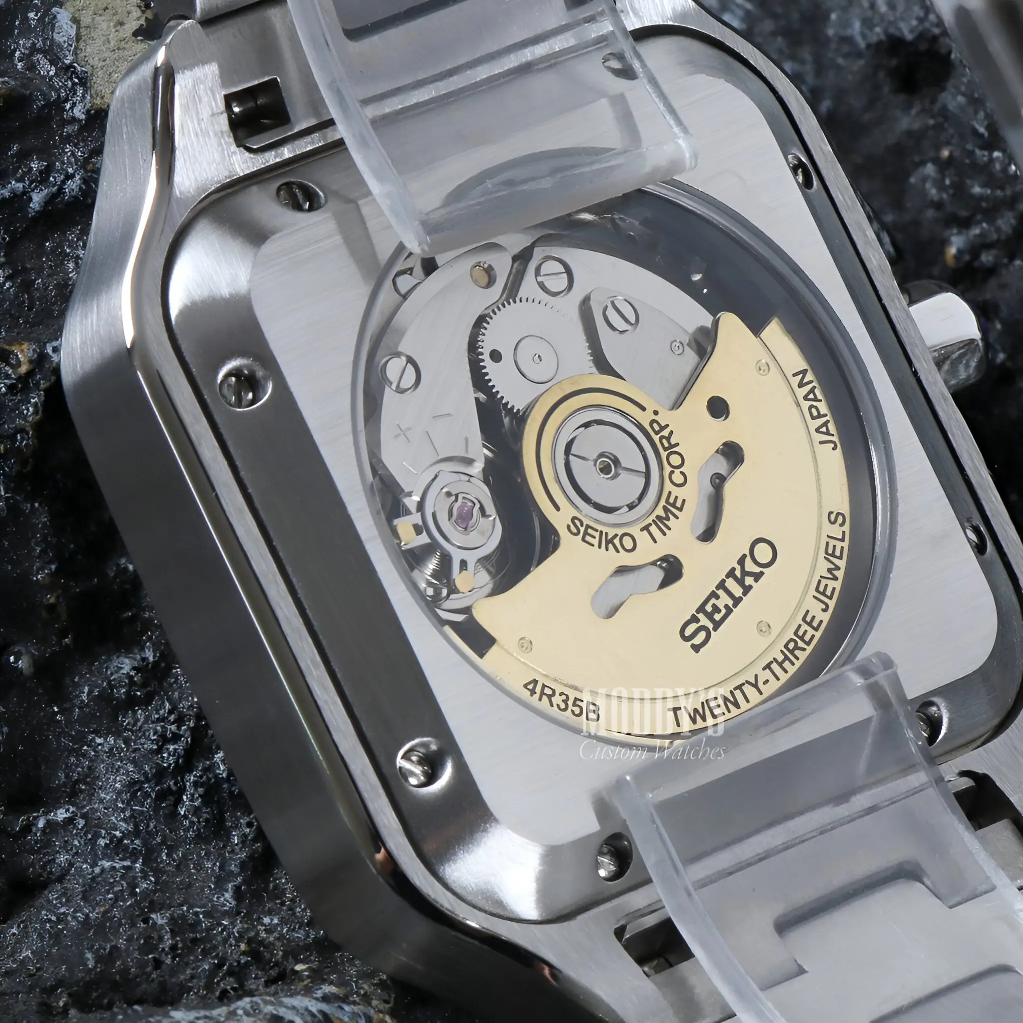 Santeiko | White - Image 14